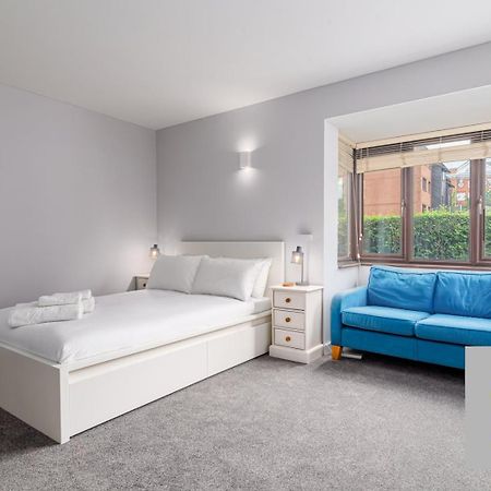דירות לונדון Guestready - Cosy Wimbledon Studio Flat מראה חיצוני תמונה